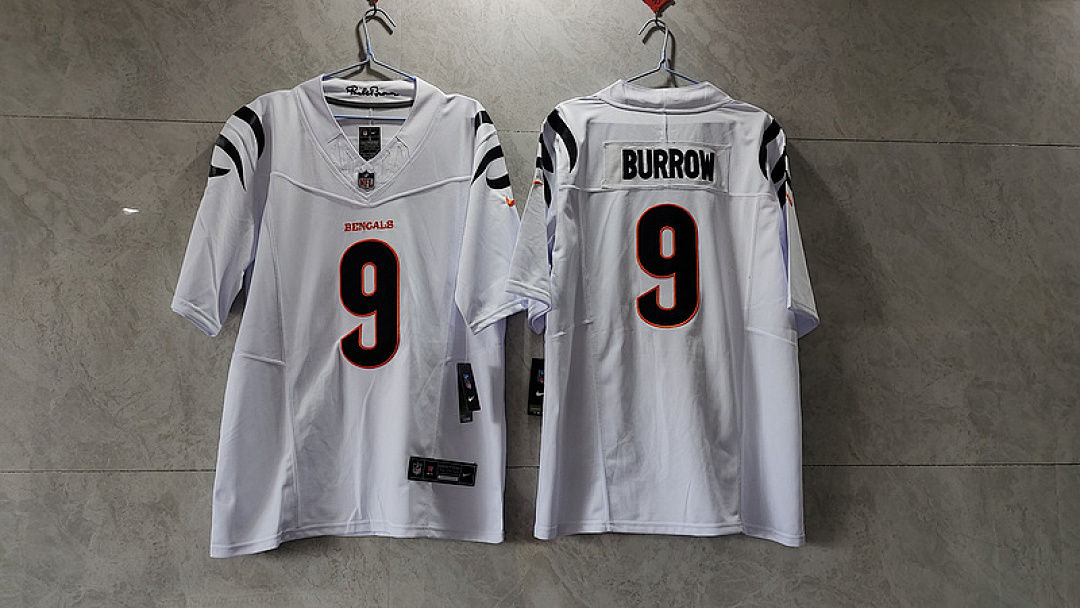 Joe Burrow #9 Cincinnati Bengals Jersey | Keep Your Cool. Bring the Roar. - Image 15