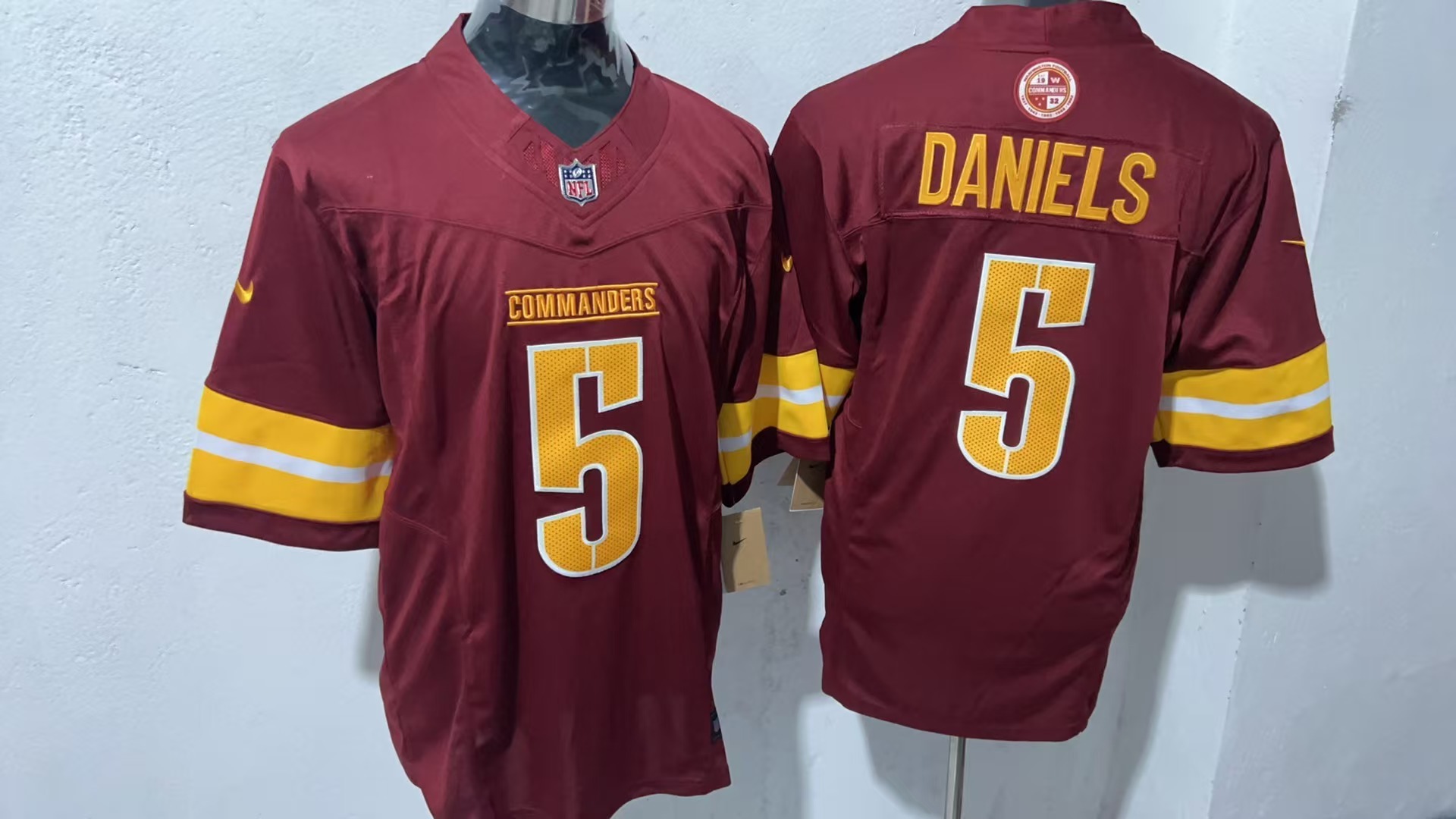 Jayden Daniels #5 Washington Commanders Burgundy Home Jersey — supplier front and back