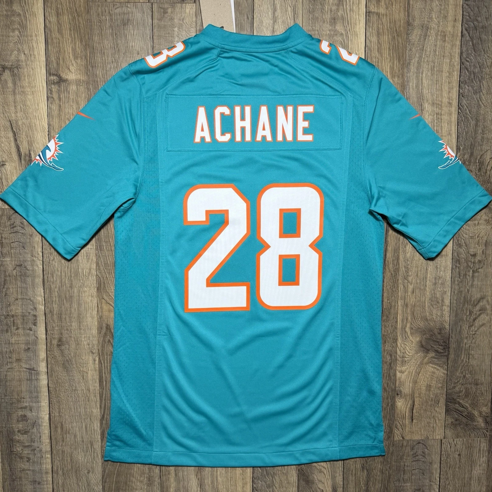 De’Von Achane #28 Miami Dolphins Aqua Home Jersey - actual product photo 2