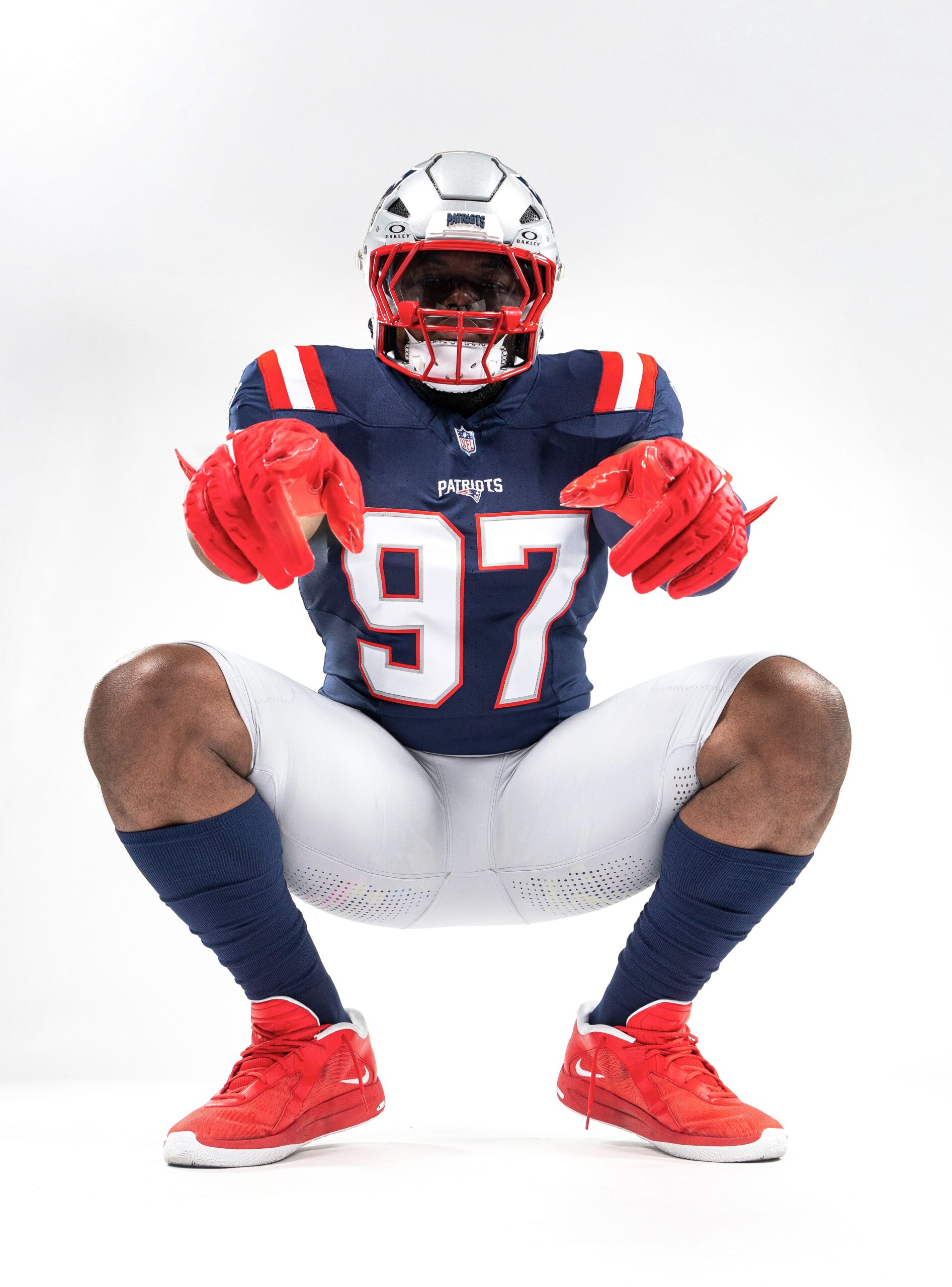 Milton Williams #97 New England Patriots Navy Home Jersey - real media-day jersey photo