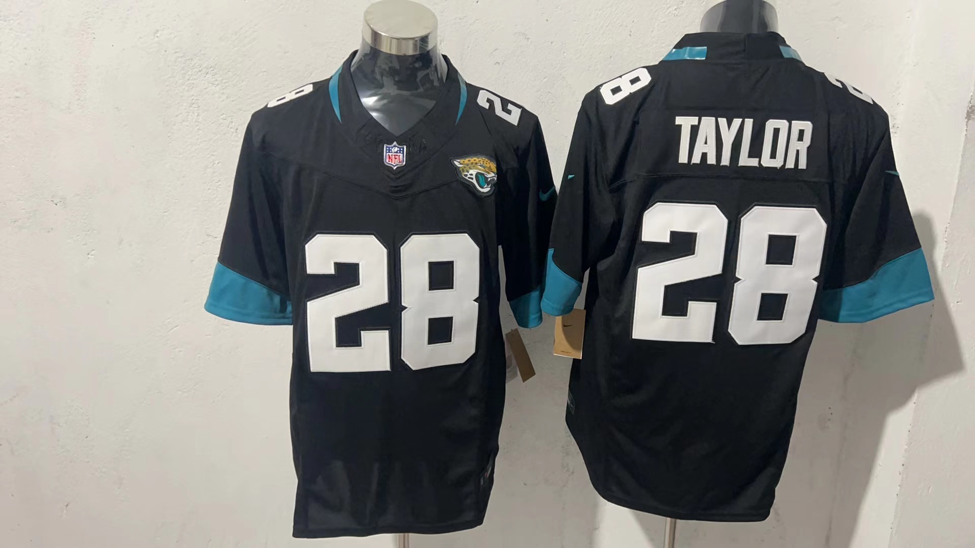 Fred Taylor #28 Jacksonville Jaguars Black Alternate Jersey — supplier front and back