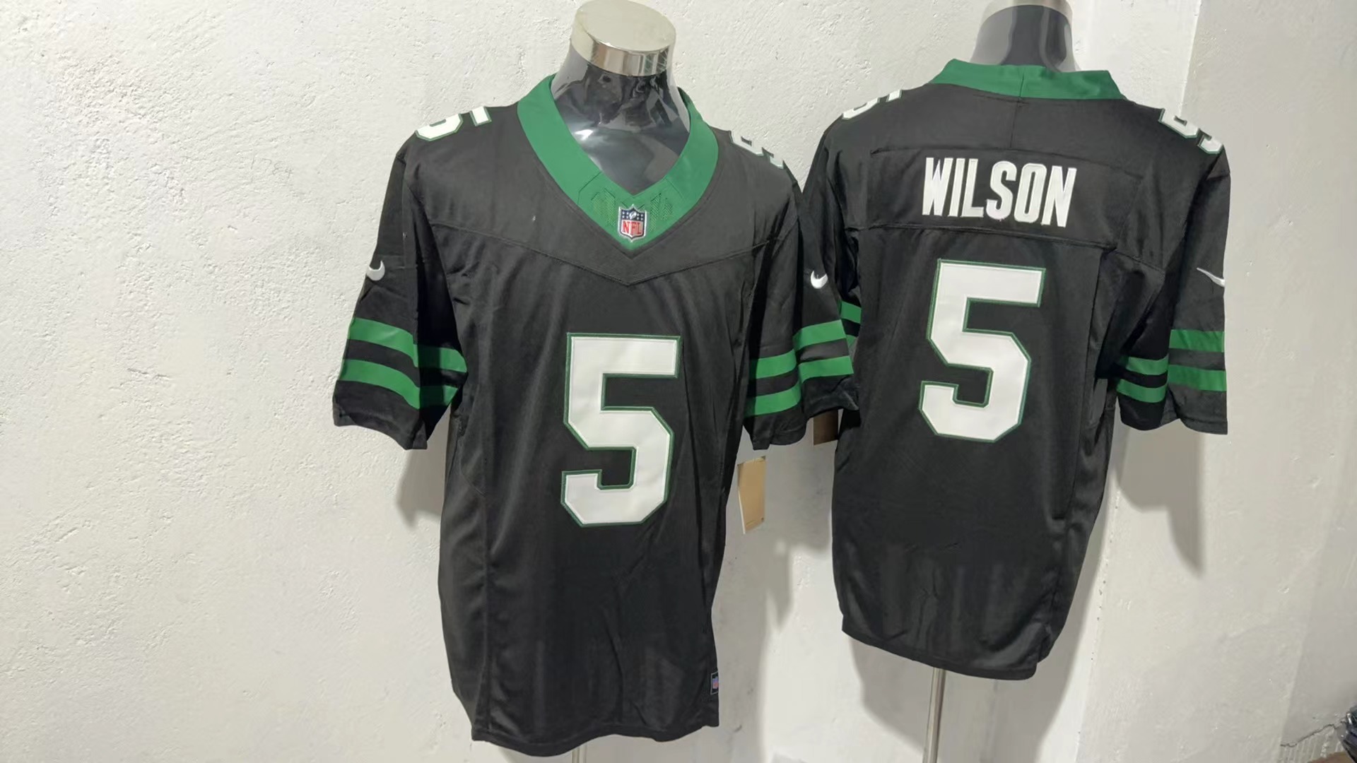 Garrett Wilson #5 New York Jets Black Alternate Jersey — supplier front and back