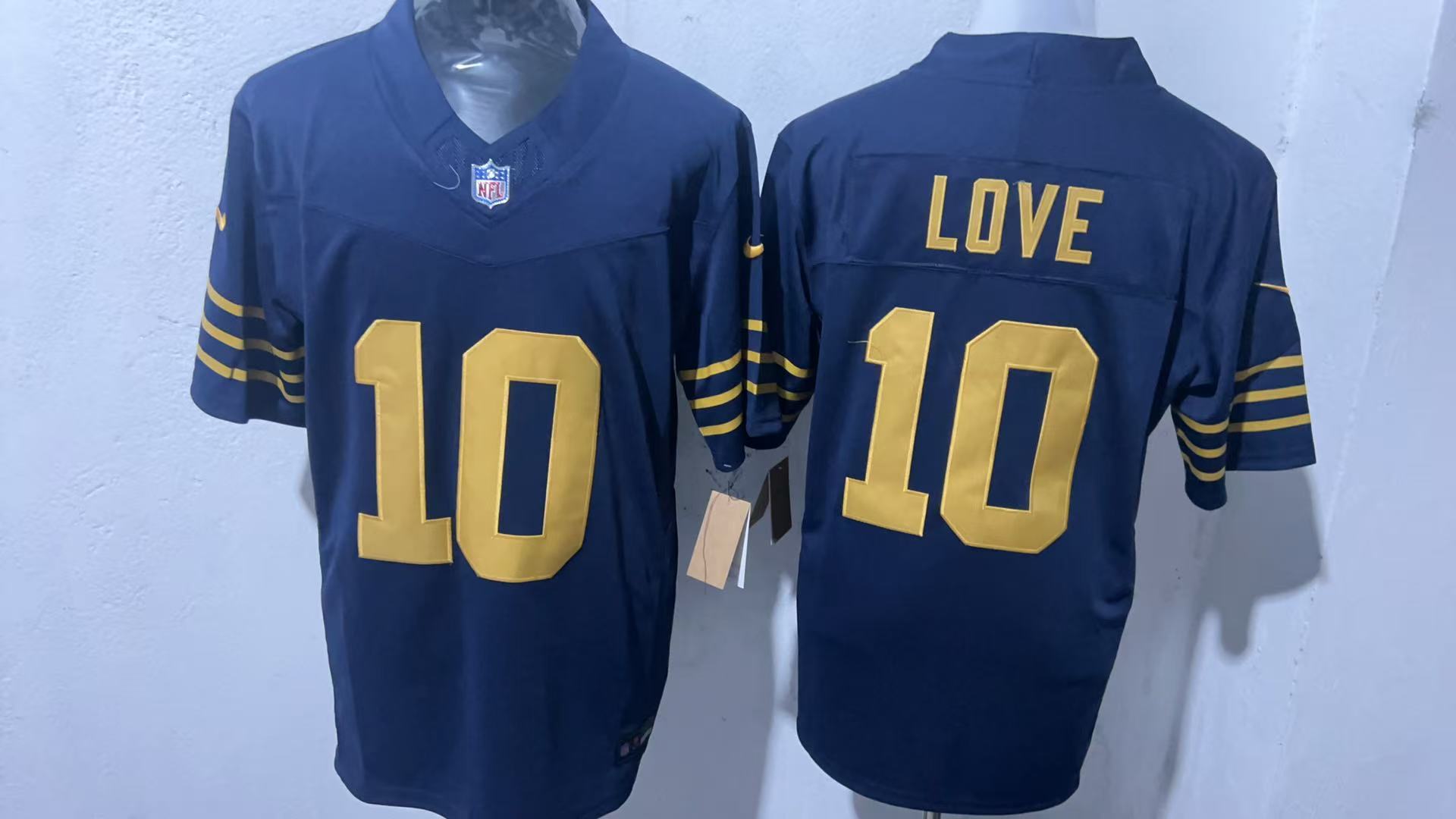 Jordan Love #10 Green Bay Packers Navy 1923 Classic Jersey — supplier front and back