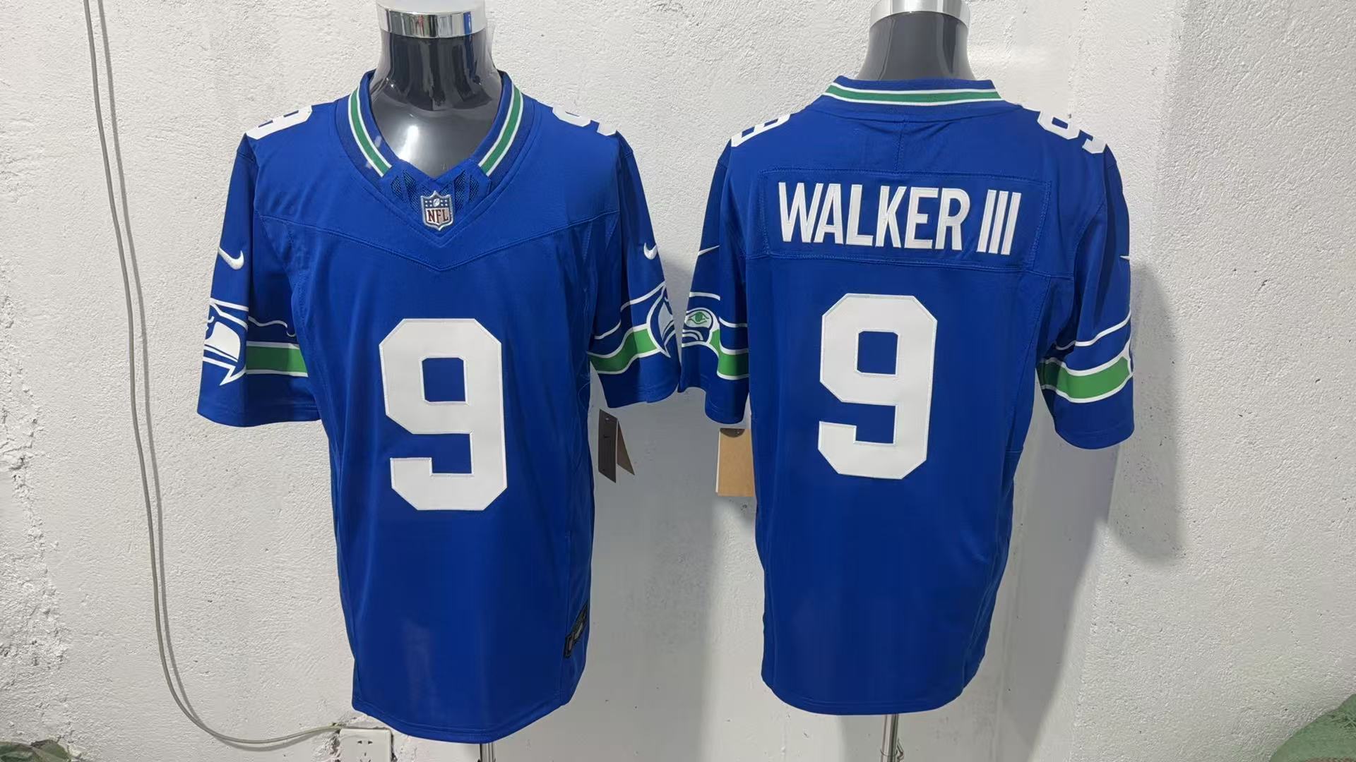 Kenneth Walker III #9 Seattle Seahawks Royal Throwback Jersey — supplier front and back